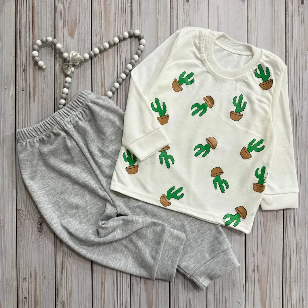 بلوز شلوار نوزادی اسپرت طرح کاکتوس